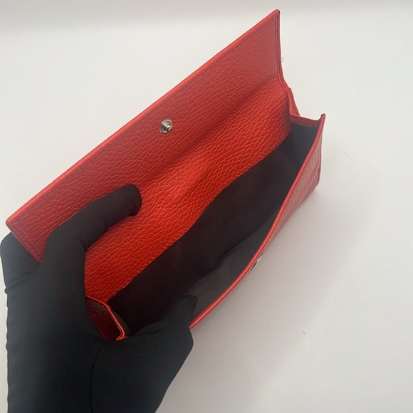 Authentic GUCCI Red Leather Long Wallet - Picture 5 of 10